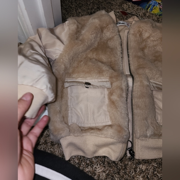 Epic Threads Toddler Girls Faux Fur Bomber Jacket Size 4T - Picture 12 of 12